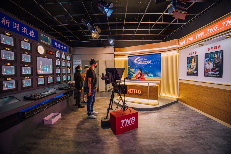 96dpi_模仿犯_TNB電視台新聞播報現場,每個人都是滋養惡的共犯 96dpi_模仿犯_TNB電視台新聞播報現場,每個人都是滋養惡的共犯