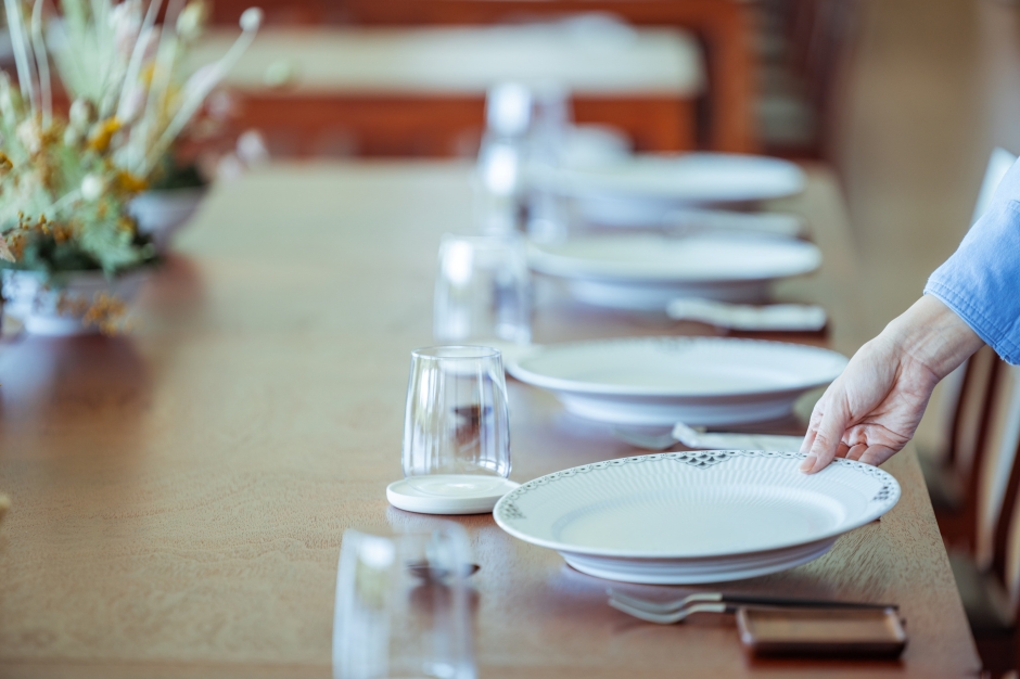 batch_探索百年手繪名瓷「皇家哥本哈根」 花草療癒中品味丹麥皇室餐桌傳奇_台豐高爾夫球俱樂部 ARGI 餐廳_空間(9)