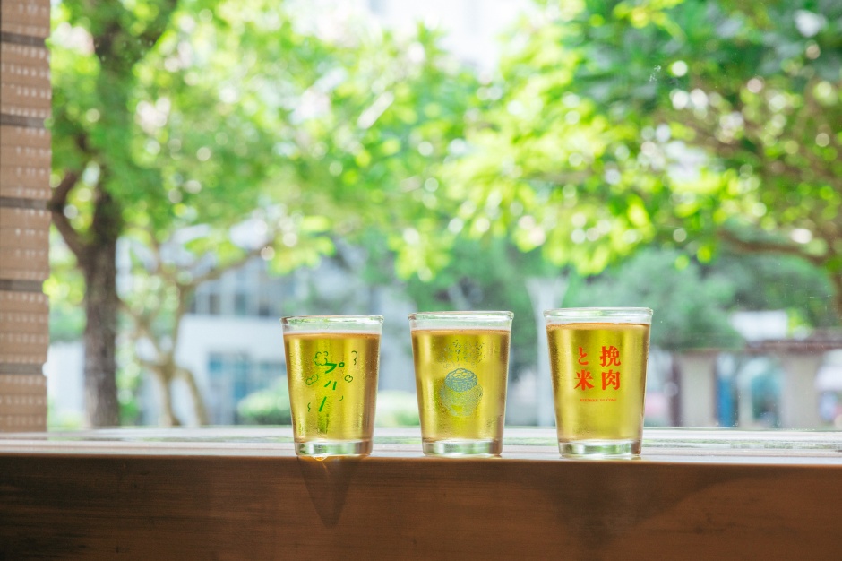 小檔挽肉と米-中山IMG_011台灣限定版啤酒杯共有三款