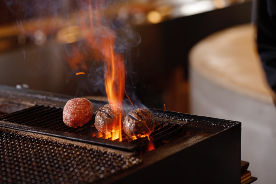 小檔挽肉と米-中山_S4A6026