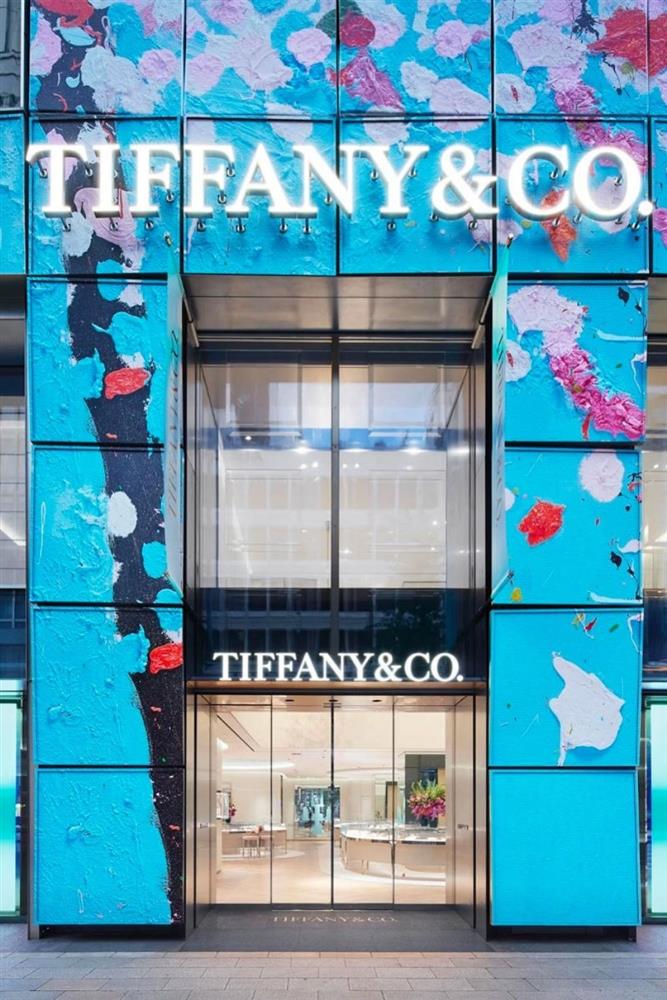 小檔Tiffany銀座旗艦店翻新Tiffany銀座旗艦店換上全新繽紛外觀 (圖片來源：Tiffany _ Co.`)