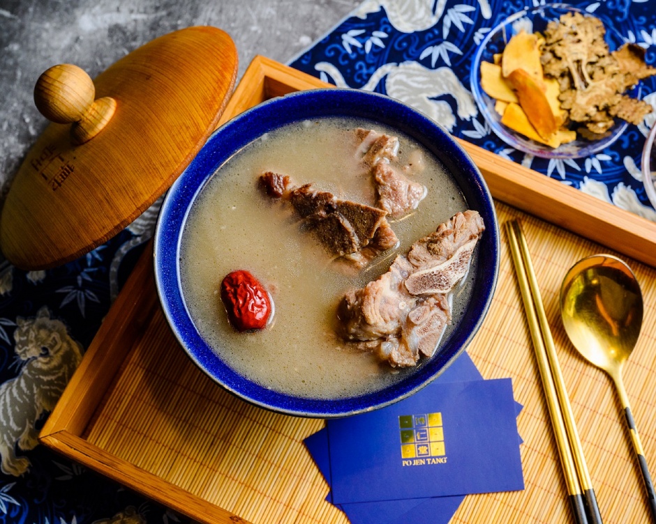 小檔屾屾市 she n market必比登推薦 「博仁堂」-四君四臣排骨盅