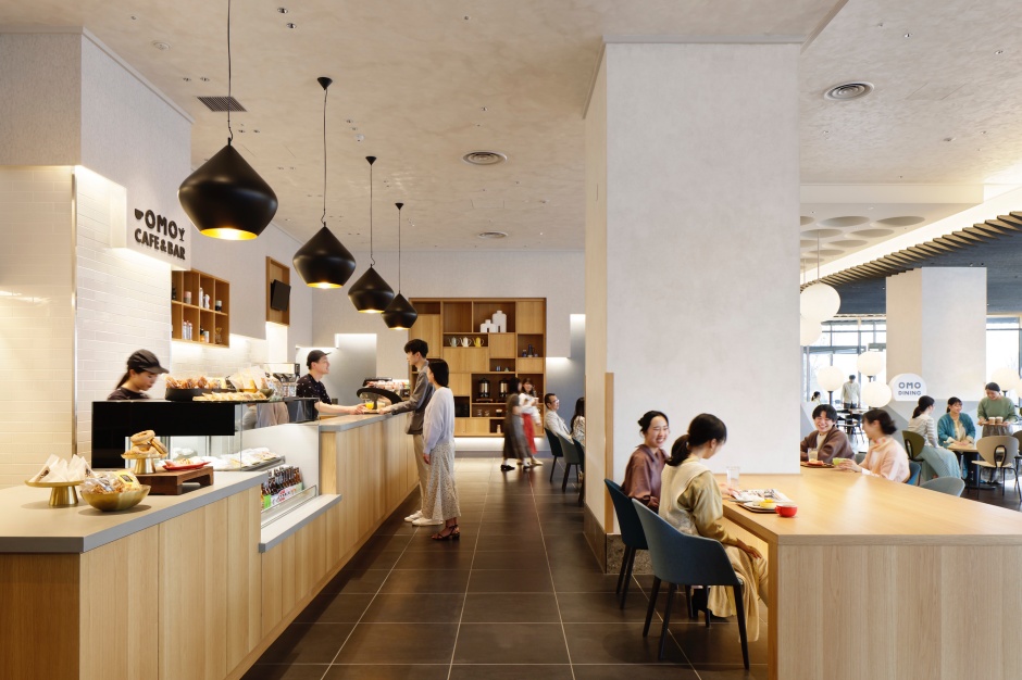 小檔OMO7 大阪 by 星野集團_OMO Cafe _ Bar_ 3- OMO7 Osaka by Hoshino ResortsOMO Cafe&Bar的早餐有5種主菜可供選擇。  推薦在經典的Crockmushu上放入高湯十足的厚煎雞蛋的“Crockokan”