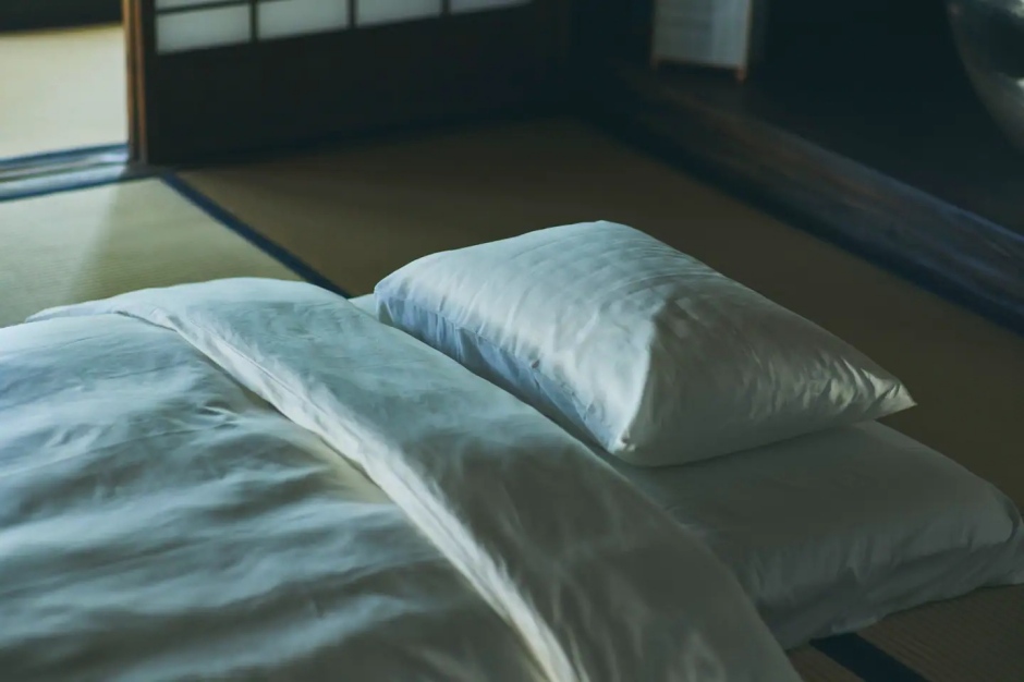 睡在古民家內，對於許多旅客來說是特別的體驗。（圖片來源：日本MUJI無印良品）