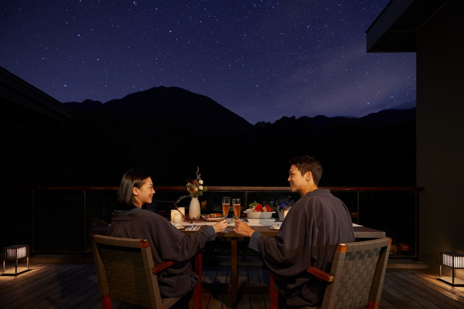 小檔【虹夕諾雅 谷關 HOSHINOYA Guguan】星空晚宴,模特・Dinner under the starry sky with model 