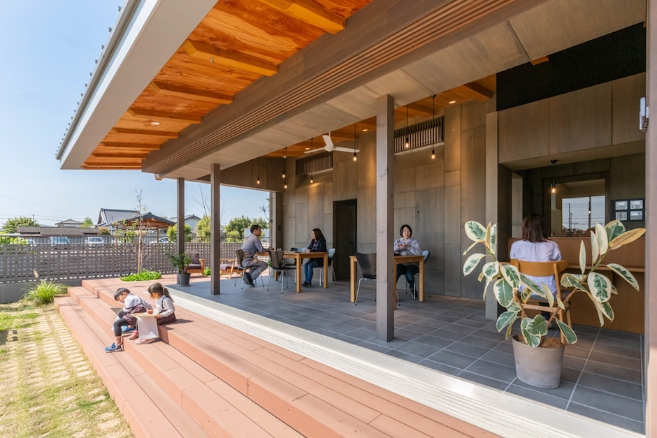 日比野設計幼児の城_KHB417_013-テラス・地域支援スペース