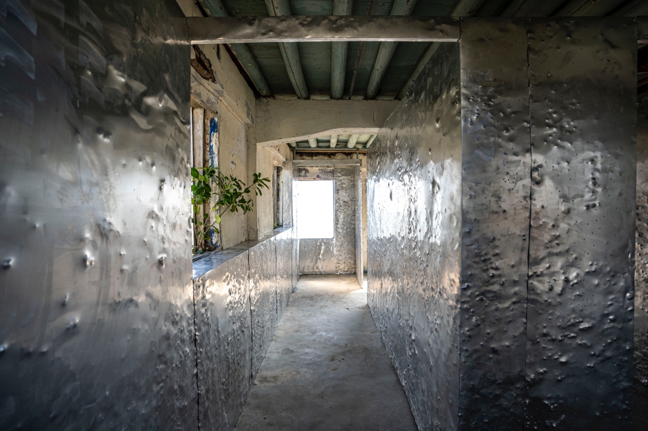 小檔2023馬祖國際藝術島轉厝計畫_NA18《窗外的風景》共感地景創作（01）