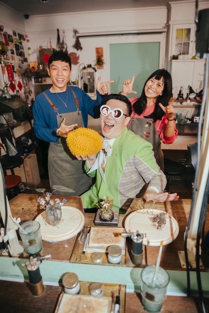 臺中「帶一片風景走」展覽代言人法咪咪於Chichic七柒金工工作室