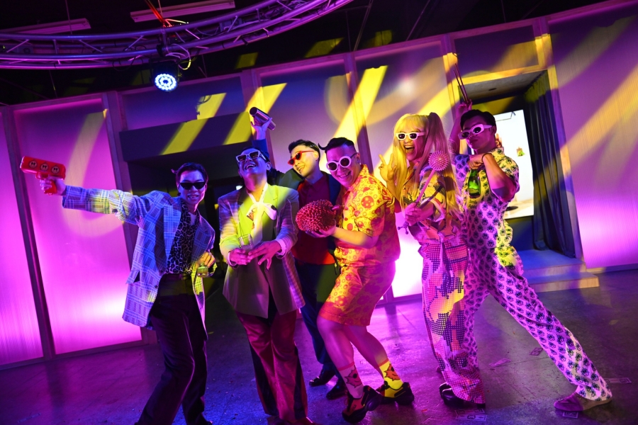 藝術銀行10周年暨特展貴賓之夜派對現場，藝術銀行10周年展覽代言人法咪咪