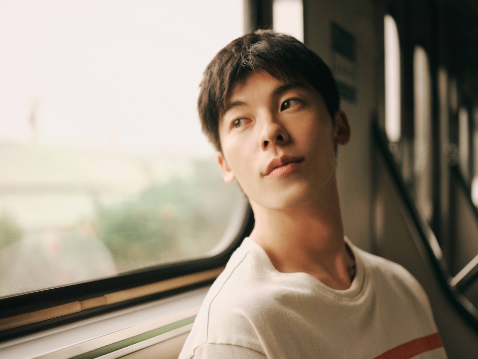 小檔青春18x2 《青春18x2 通往有你的旅程》許光漢呈現角色從18到36歲心境上的轉變／翻滾吧男孩電影股份有限公司 提供