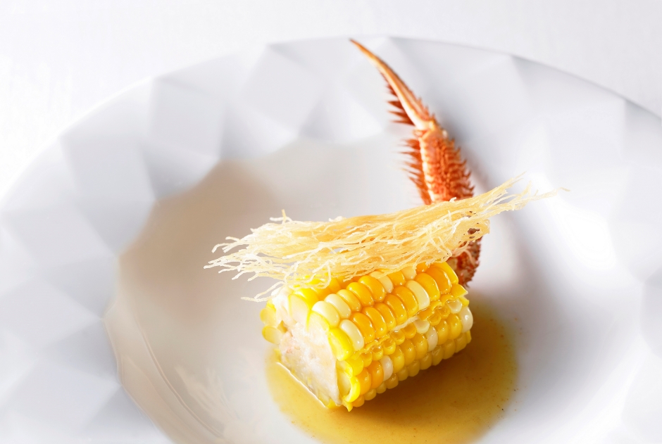 batch_新聞附件四-香港米其林三星「Ta Vie旅」招牌菜色「北海道毛蟹、甜玉米、肯瓊醬」