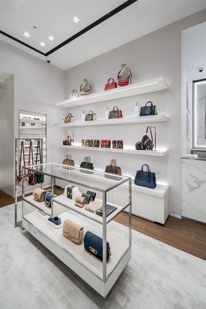 小檔MICHAEL KORS全台首間全新概念店Michael Kors新光三越信義A8館全新概念店 - 3 小檔MICHAEL KORS全台首間全新概念店Michael Kors新光三越信義A8館全新概念店 - 3