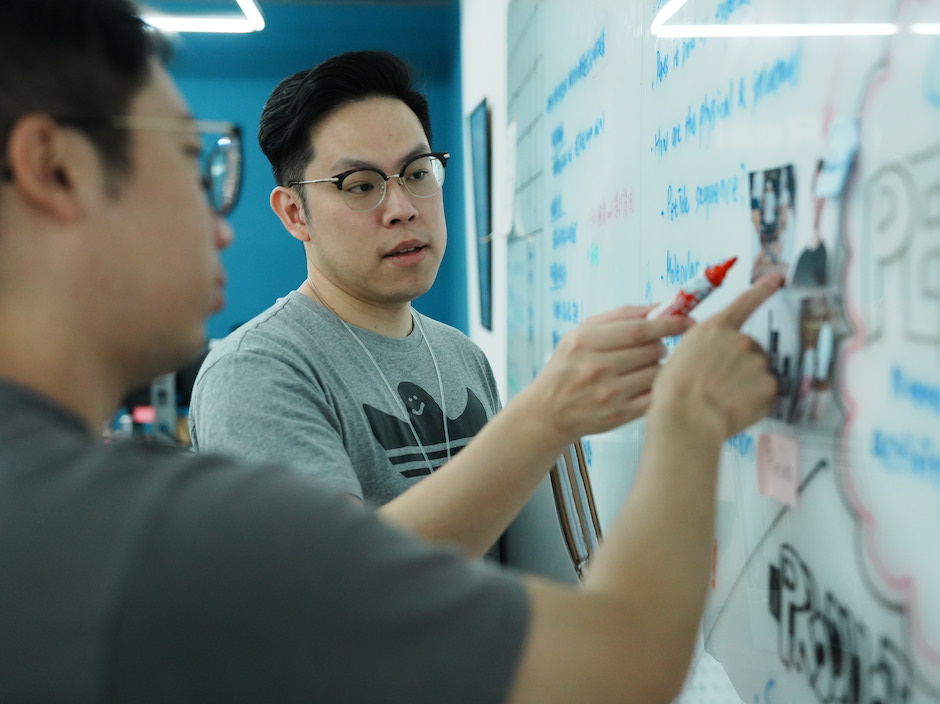 打開台北的活動之一：參觀浩漢設計08策略研究部展開市場調研，為設計前端做精準對焦