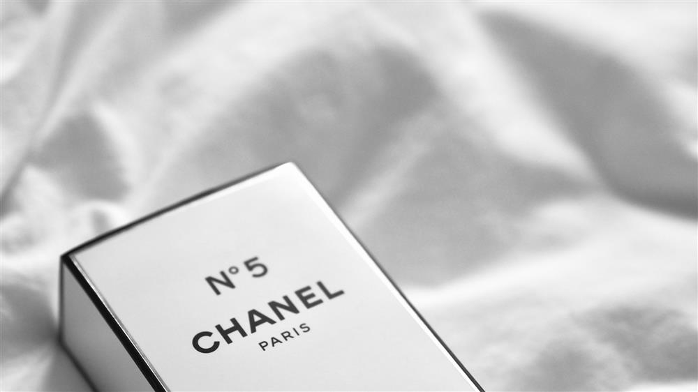 七laura-chouette-6wIPkUlUM5k-unsplash 七laura-chouette-6wIPkUlUM5k-unsplash