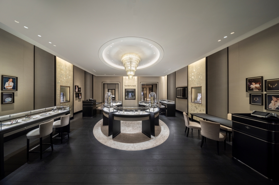 batch_Van Cleef _ Arpels 高雄漢神巨蛋精品店01