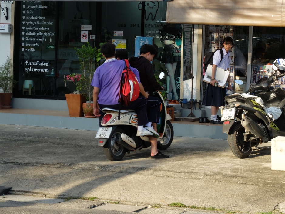 偶爾才會使用底片機拍攝照片，郭佩萱最常用來記錄生活的還是手機。