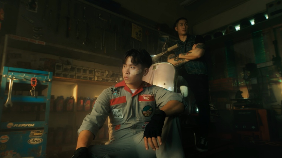 郭佩萱MV作品：LINION〈Oh Girl〉。