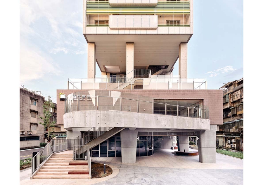 aedb5d6f-935f-4e47-80fe-cc333e27012a aedb5d6f-935f-4e47-80fe-cc333e27012a