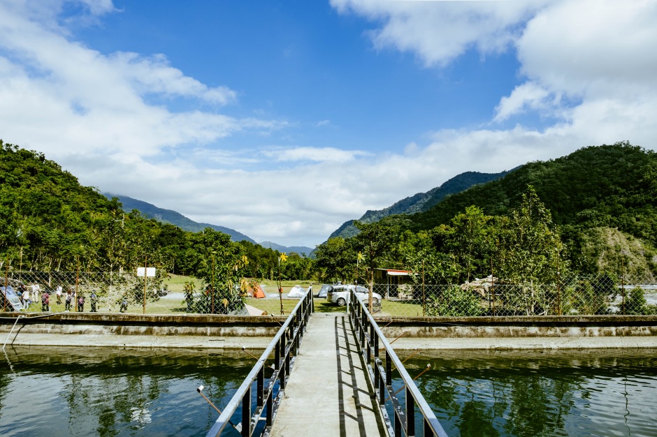 小檔排灣族土坂部落DSCF0776不懂生活園區提供原式露營體驗。
