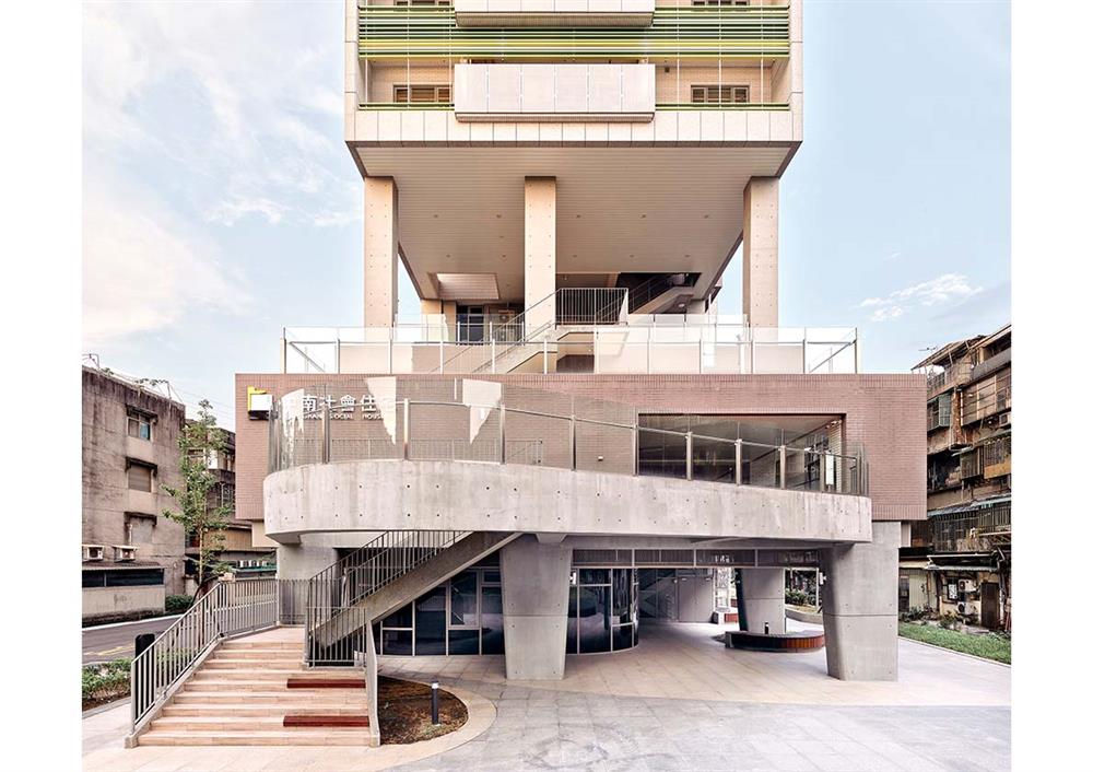 aedb5d6f-935f-4e47-80fe-cc333e27012a