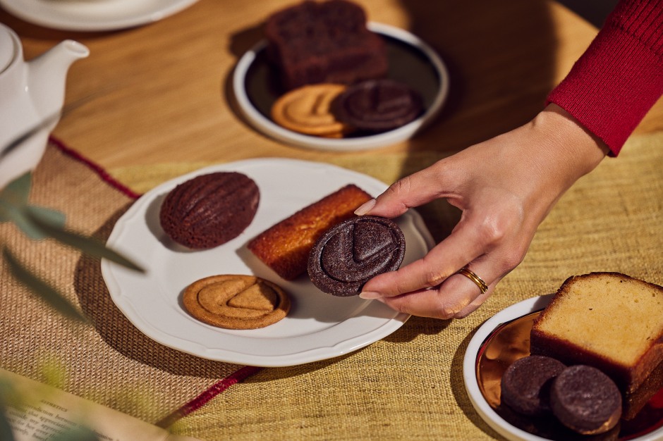 小檔Lexus攜手Yu Chocolatier 畬室 推出限量春節聯名禮盒_情境照_「Lexus x畬室巧克力 聯名禮盒」