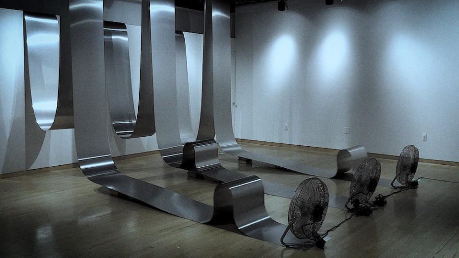 柏林「The dark rooms vertical」神秘廢墟工廠中的無光展覽 柏林「The dark rooms vertical」神秘廢墟工廠中的無光展覽