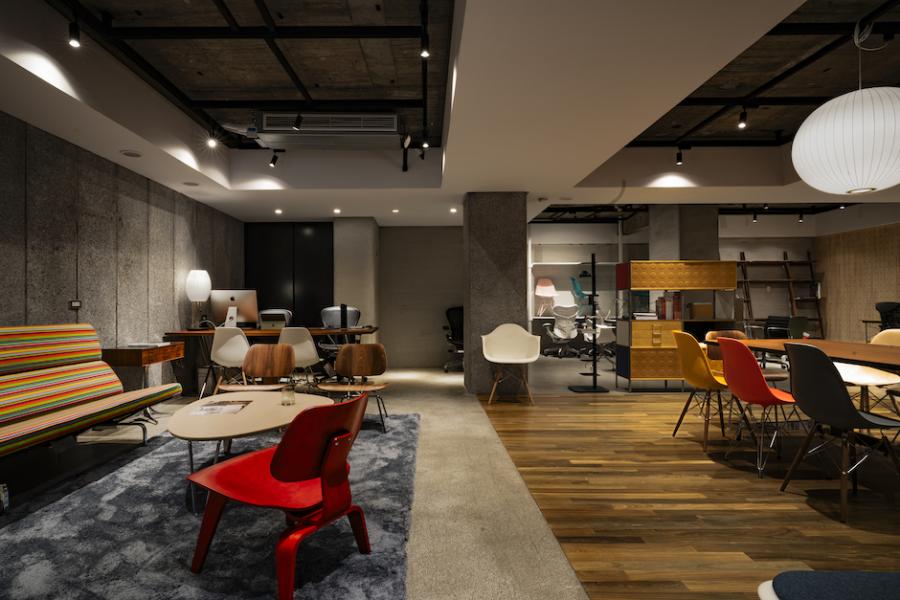 台北家具店「MCM LIVING」新開幕!Herman Miller設計桌椅、USM模組櫃,獨家引進HAY聯名系列 台北家具店「MCM LIVING」新開幕!Herman Miller設計桌椅、USM模組櫃,獨家引進HAY聯名系列