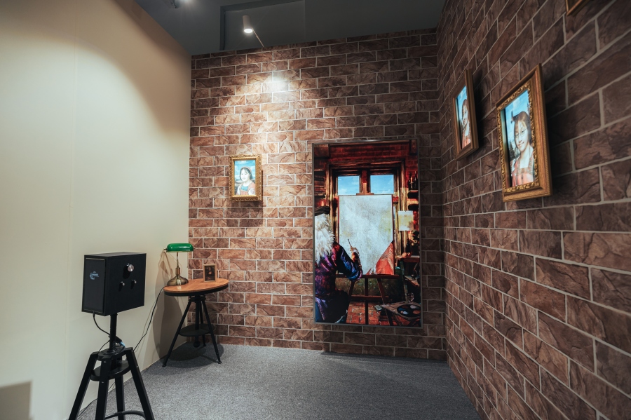 《達文西體驗展》互動裝置-AI達文西畫室(圖片提供: KKLIVE) 《達文西體驗展》互動裝置-AI達文西畫室(圖片提供: KKLIVE)