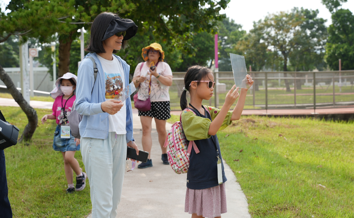 台中中央公園「草地上的美術課」12/7開課!肢體律動、書本野餐等活動為綠美圖開幕暖身 台中中央公園「草地上的美術課」12/7開課!肢體律動、書本野餐等活動為綠美圖開幕暖身