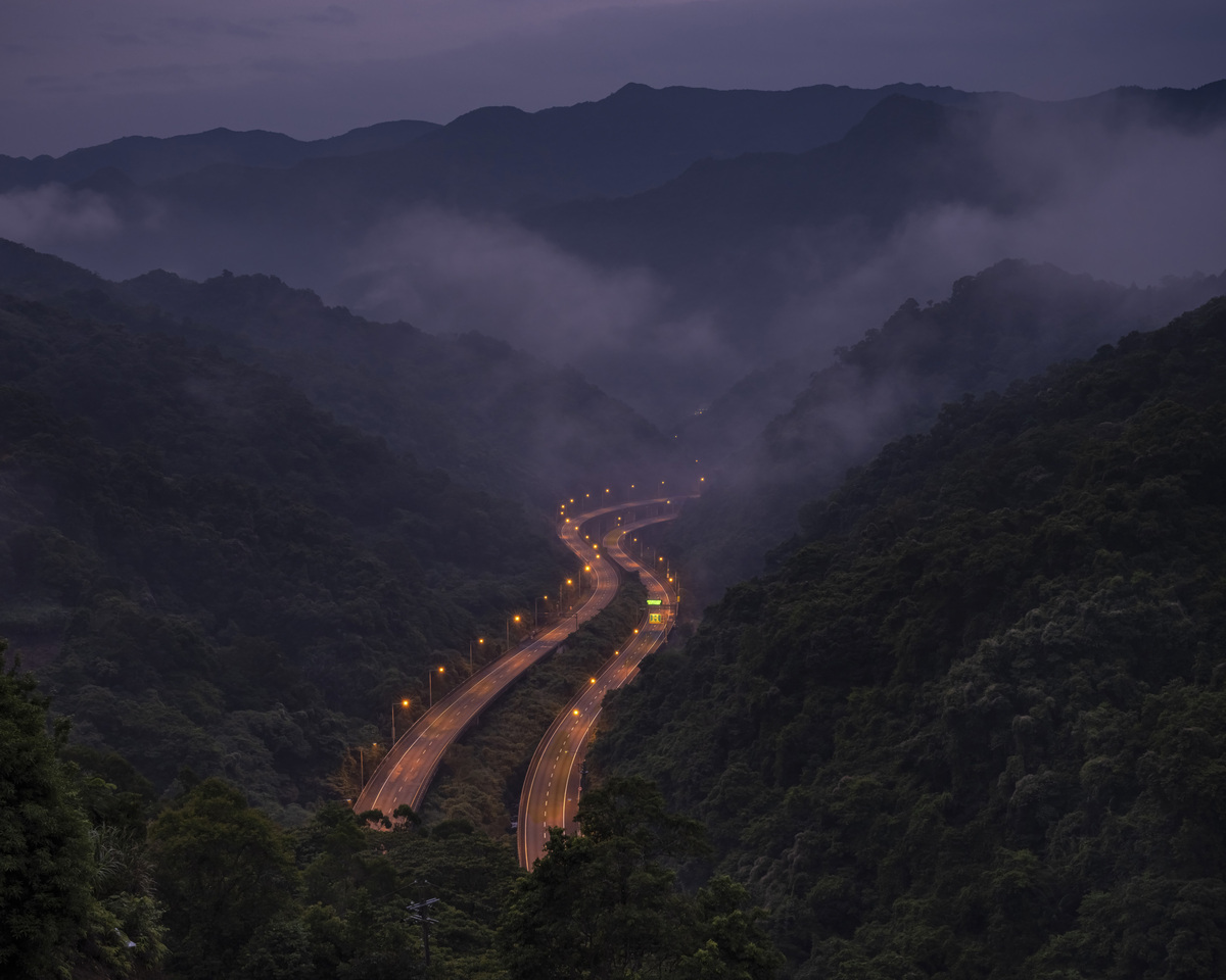 沈昭良「漂流」攝影展在也趣藝廊！從地景切入，探討台灣歷史和命運的十年旅程