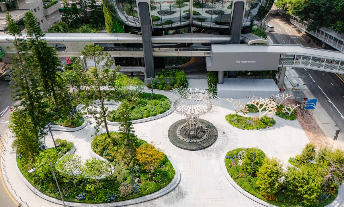 Zaha Hadid團隊打造香港「The Henderson」中環新地標!建築及藝術花園重現洋紫荊含苞待放姿態 Zaha Hadid團隊打造香港「The Henderson」中環新地標!建築及藝術花園重現洋紫荊含苞待放姿態