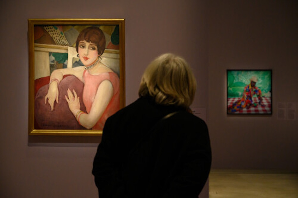 自古以來，藝術家都穿什麼？羅浮宮朗斯分館特展《Dressing like an artist》展開藝術史與時尚史的對話