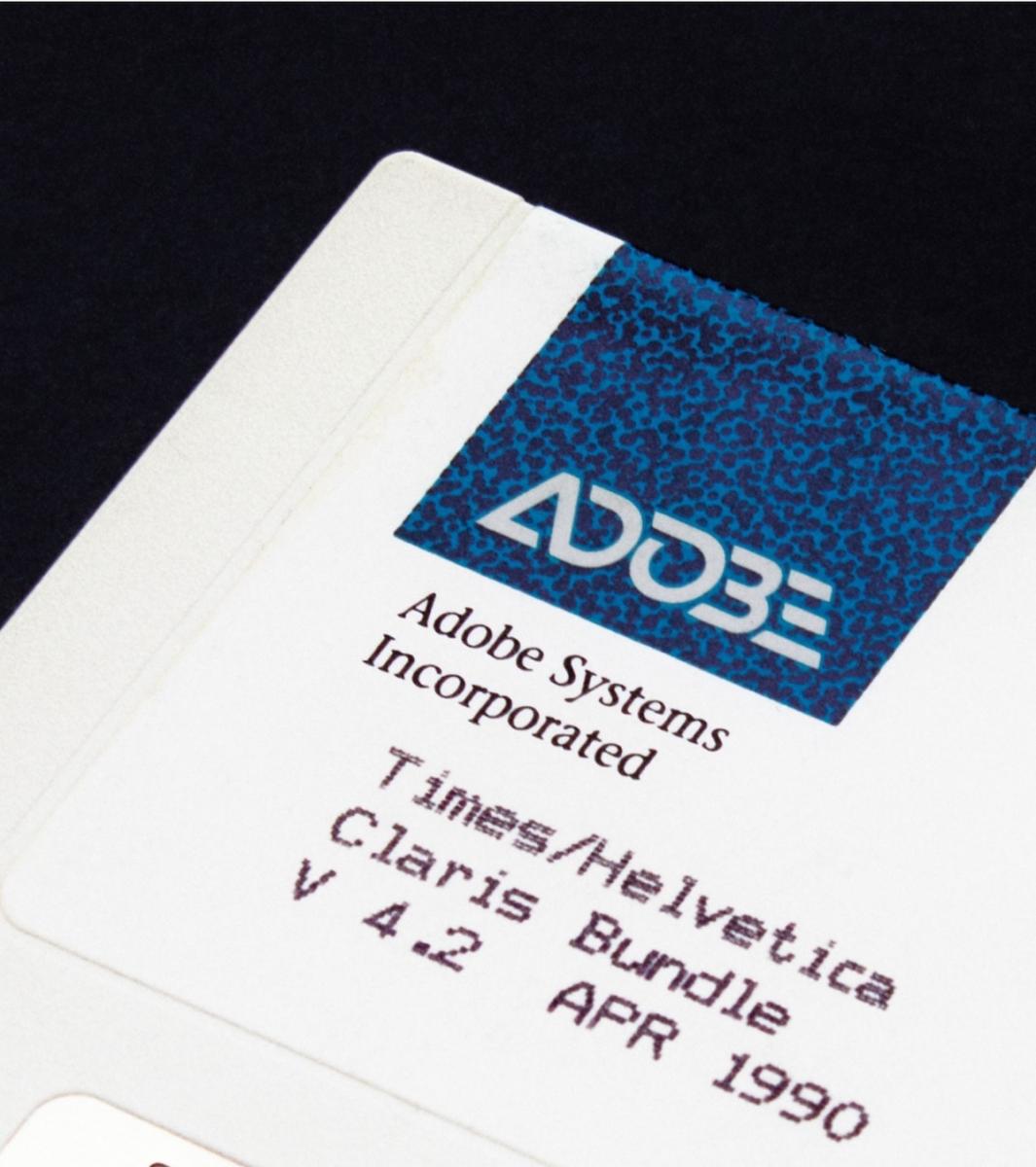 Adobe悄悄換上全新品牌識別!從經典「A」字到更飽和的紅色,如何打造視覺一致性? Adobe悄悄換上全新品牌識別!從經典「A」字到更飽和的紅色,如何打造視覺一致性?