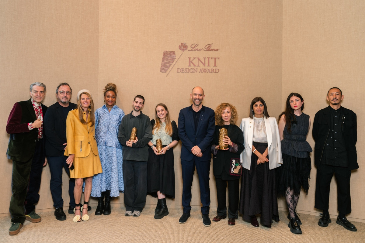 Loro Piana 2025 Knit Design Award針織品設計大獎評審團與優勝者。(圖片提供:Loro Piana) Loro Piana 2025 Knit Design Award針織品設計大獎評審團與優勝者。(圖片提供:Loro Piana)
