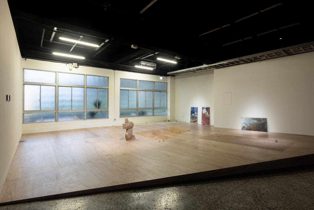 展場照,圖為何彥諺的作品《待乾的風景》。(圖片提供:臺灣當代文化實驗場提供、攝影:片子國際呂國瑋) 展場照,圖為何彥諺的作品《待乾的風景》。(圖片提供:臺灣當代文化實驗場提供、攝影:片子國際呂國瑋)