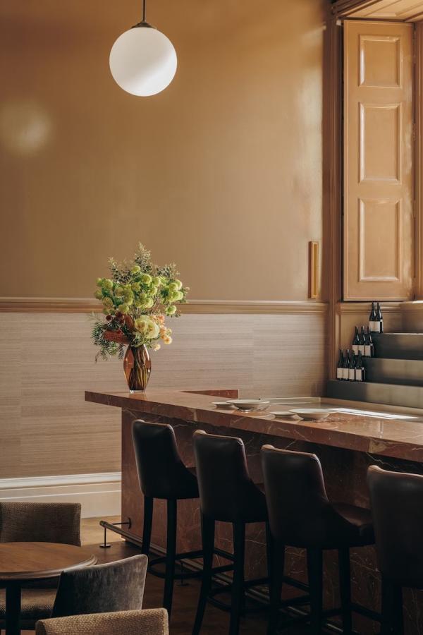 英國國家美術館「好友之家」現已開放!結合奢華餐飲的時髦藝文沙龍,打造會員限定俱樂部 英國國家美術館「好友之家」現已開放!結合奢華餐飲的時髦藝文沙龍,打造會員限定俱樂部