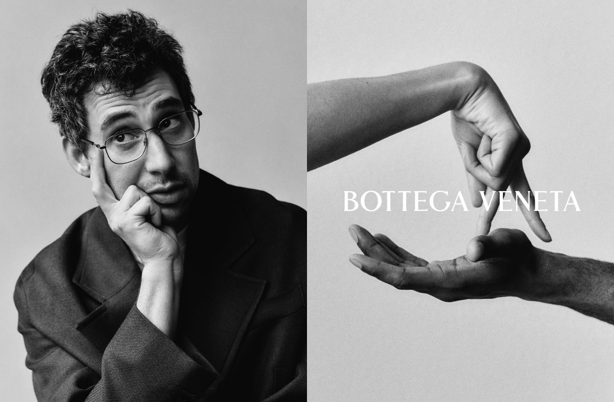 創作歌手兼音樂製作人Jack Antonoff出鏡《Craft is our Language匠藝吾言》形象廣告;已有一V,再來個倒V!。(圖片提供:Bottega Veneta) 創作歌手兼音樂製作人Jack Antonoff出鏡《Craft is our Language匠藝吾言》形象廣告;已有一V,再來個倒V!。(圖片提供:Bottega Veneta)