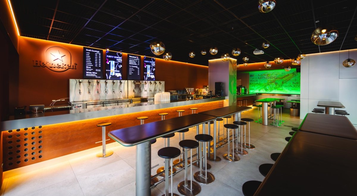 全台第一家海尼根品牌概念店信義區登場!攜手Cafe from Mars打造實體酒吧,推出3款限定特調 全台第一家海尼根品牌概念店信義區登場!攜手Cafe from Mars打造實體酒吧,推出3款限定特調