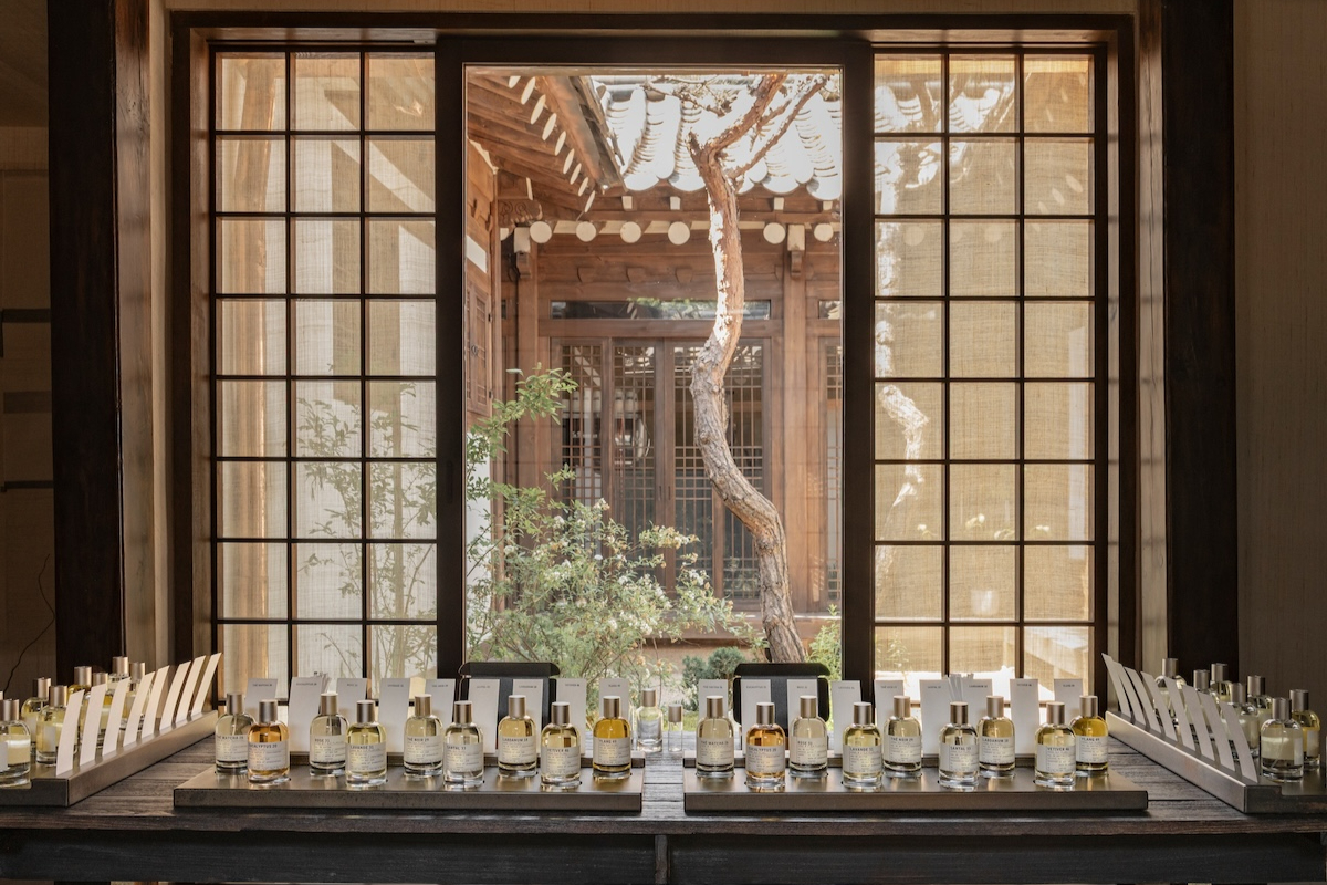 Le Labo首爾北村韓屋實驗室開張！傳統韓屋化身香氛體驗空間，Le Labo Café進駐