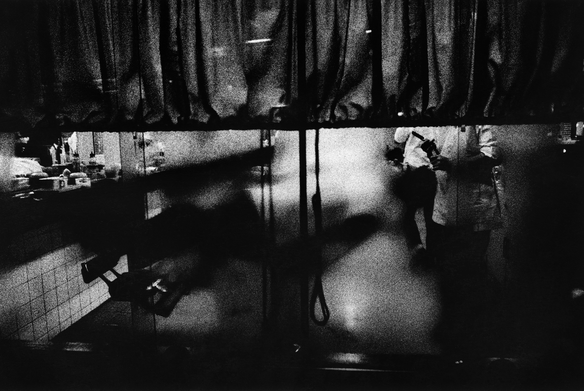 中平卓馬〈無題 Untitled〉1968-1970 / 2025。(圖片提供:亞紀畫廊 © Estate of Takuma Nakahira) 中平卓馬〈無題 Untitled〉1968-1970 / 2025。(圖片提供:亞紀畫廊 © Estate of Takuma Nakahira)