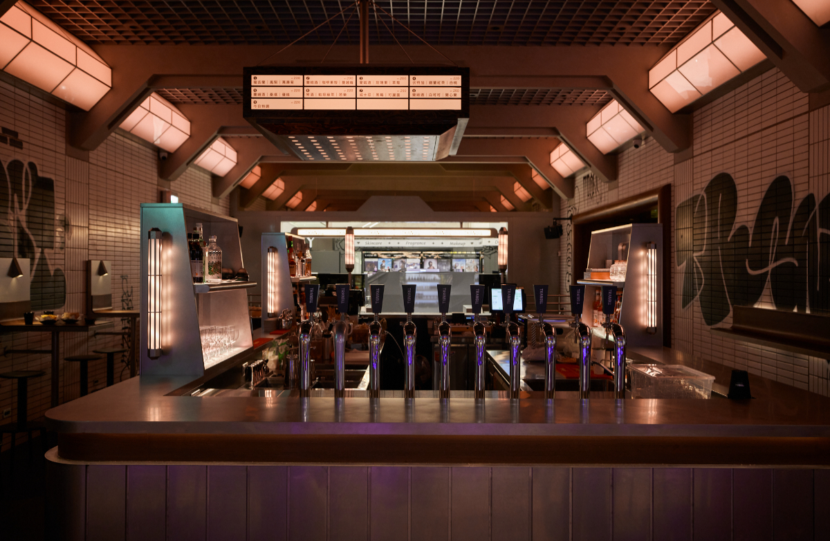 瑪黑餐酒「Transit」進駐Dream Plaza!餐飲聚焦歐陸風味,本事以街頭咖啡館與地鐵站共構空間 瑪黑餐酒「Transit」進駐Dream Plaza!餐飲聚焦歐陸風味,本事以街頭咖啡館與地鐵站共構空間