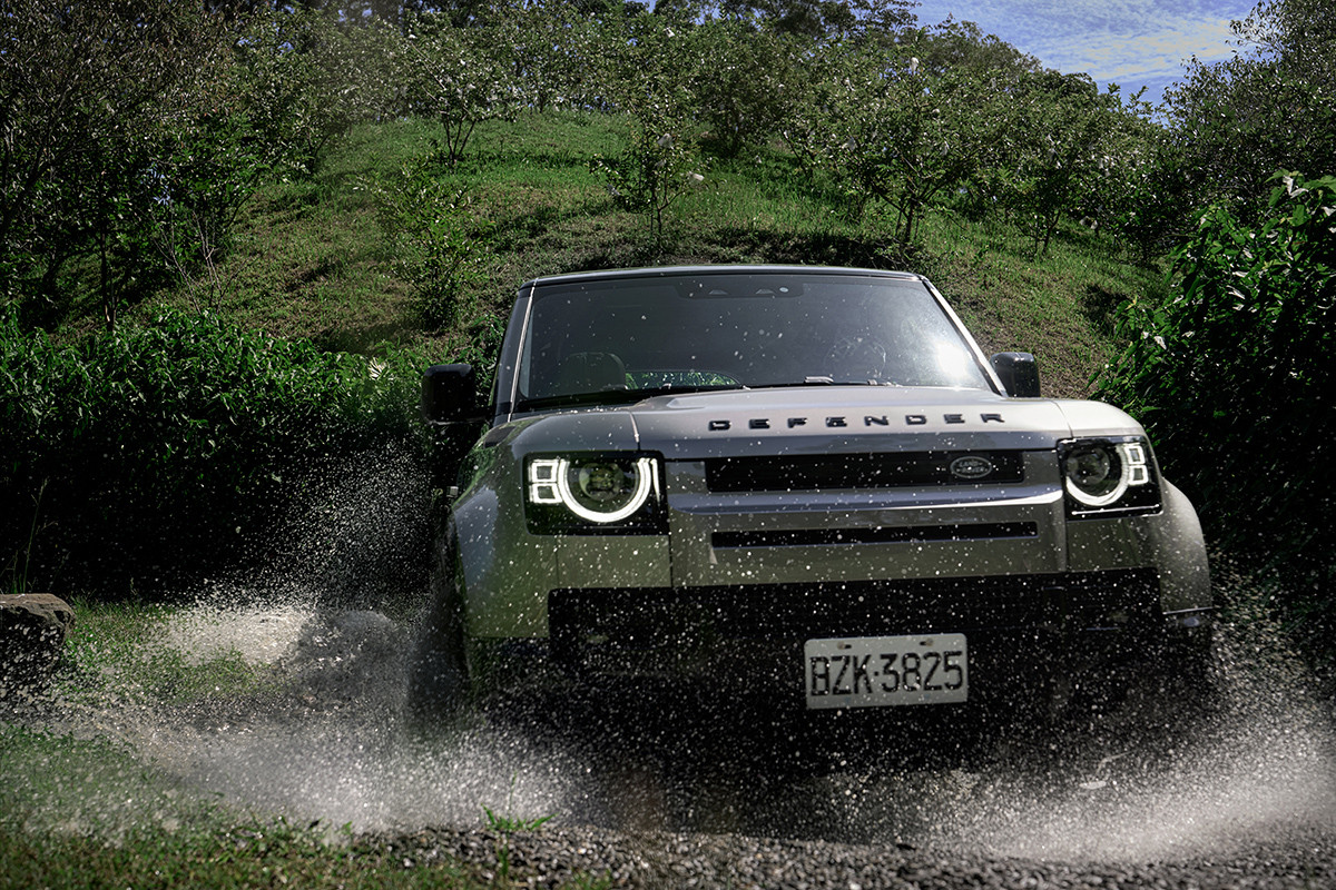 Defender Defender