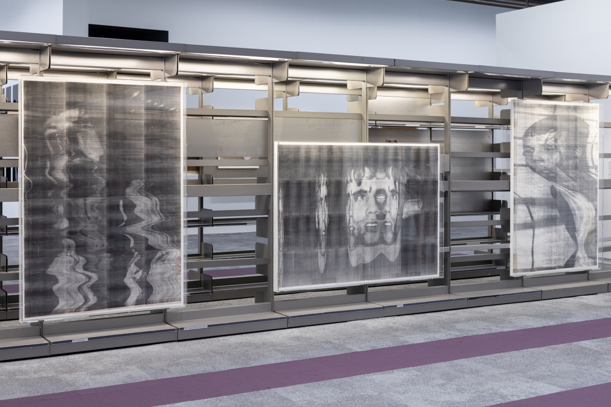 展覽一景。(攝影:Wolfgang Tillmans|圖片由Galerie Buchholz、巴黎 Chantal Crousel 畫廊、 倫敦 Maureen Paley 畫廊、紐約 David Zwirner 畫廊提供) 展覽一景。(攝影:Wolfgang Tillmans|圖片由Galerie Buchholz、巴黎 Chantal Crousel 畫廊、 倫敦 Maureen Paley 畫廊、紐約 David Zwirner 畫廊提供)