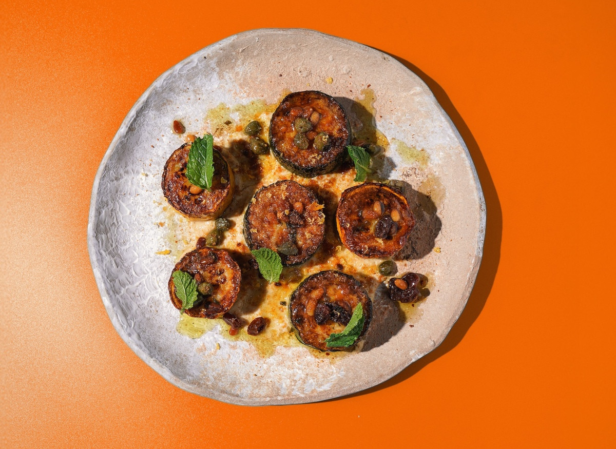 高雄駁二「LAB PIER2」新派餐酒館！羊膝刈包、酪乳炸雞必點