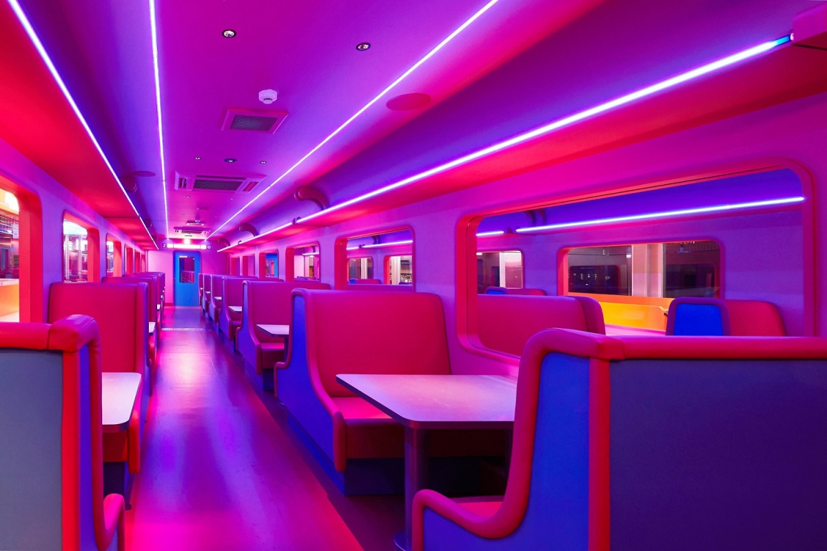 第二節車廂(圖片來源:FUTURE TRAIN) 第二節車廂(圖片來源:FUTURE TRAIN)