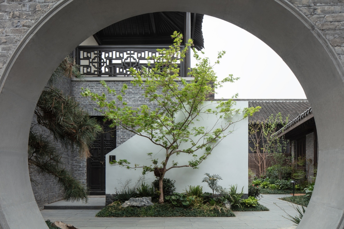幀幀造景古韻橫生。(圖片提供:B.L.U.E. Architecture Studio/攝影:夏至) 幀幀造景古韻橫生。(圖片提供:B.L.U.E. Architecture Studio/攝影:夏至)
