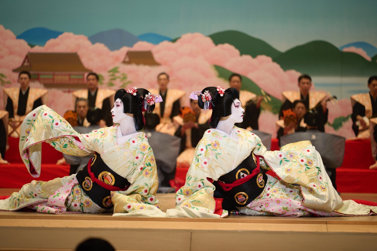 電影以喜久雄和俊介共演《雙人道成寺》的舞台，象徵兩人的羈絆。（圖片提供：©SHUICHI YOSHIDA/ASP ©2025 