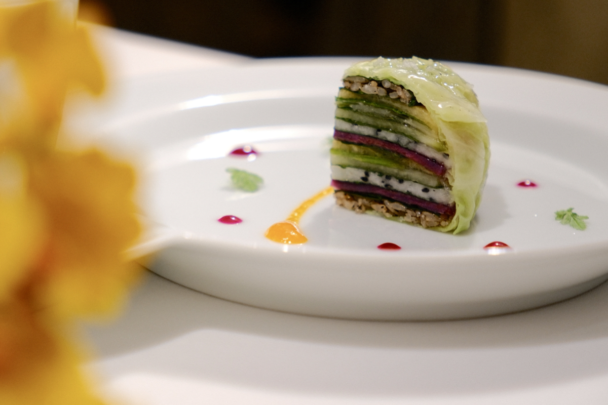 亞都麗緻米其林一星「巴黎廳1930 × 高山英紀」秋季菜單!蔬菜千層、羊鞍、菇澄清湯堆疊秋日氣韻 亞都麗緻米其林一星「巴黎廳1930 × 高山英紀」秋季菜單!蔬菜千層、羊鞍、菇澄清湯堆疊秋日氣韻