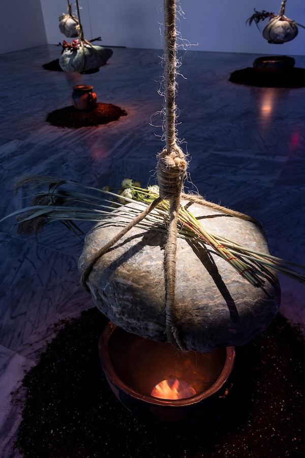 2025台北雙年展《地平線上的低吟》在北美館!72位藝術家共譜「思慕」的多重意義 2025台北雙年展《地平線上的低吟》在北美館!72位藝術家共譜「思慕」的多重意義