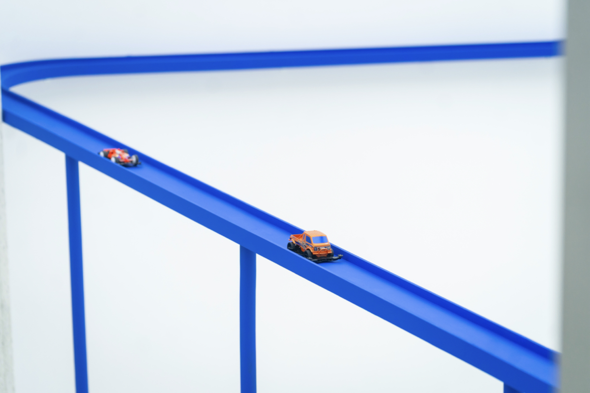 基隆美術館《我（們）到此一遊》開展！剖析「觀看即表演」的當代社群奇觀